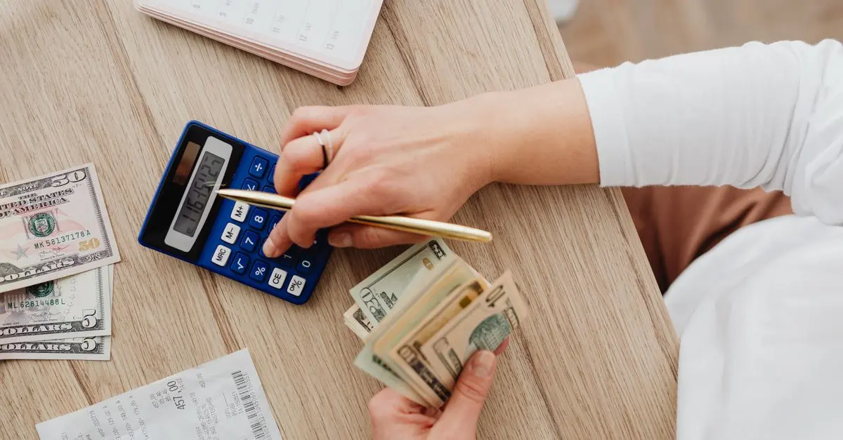 Cómo Establecer un Sistema de Ahorro Efectivo
