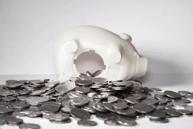 Cómo Ahorrar Inteligentemente Para Comprar tu Primera Casa
